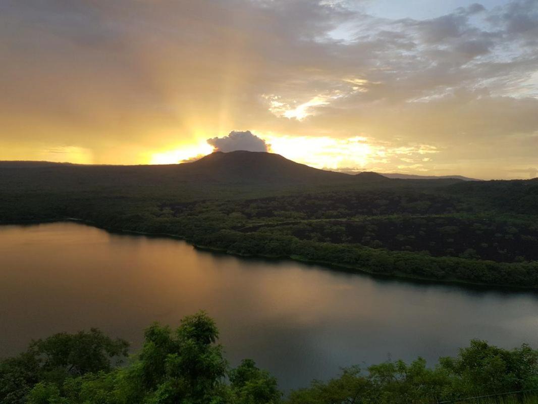 Calalas Lodge Ниндири Экстерьер фото